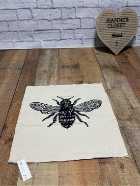 Hearth & harrow honeybee Tea Towel 100% Organic Cotton Bee Print  Farmhouse nwt